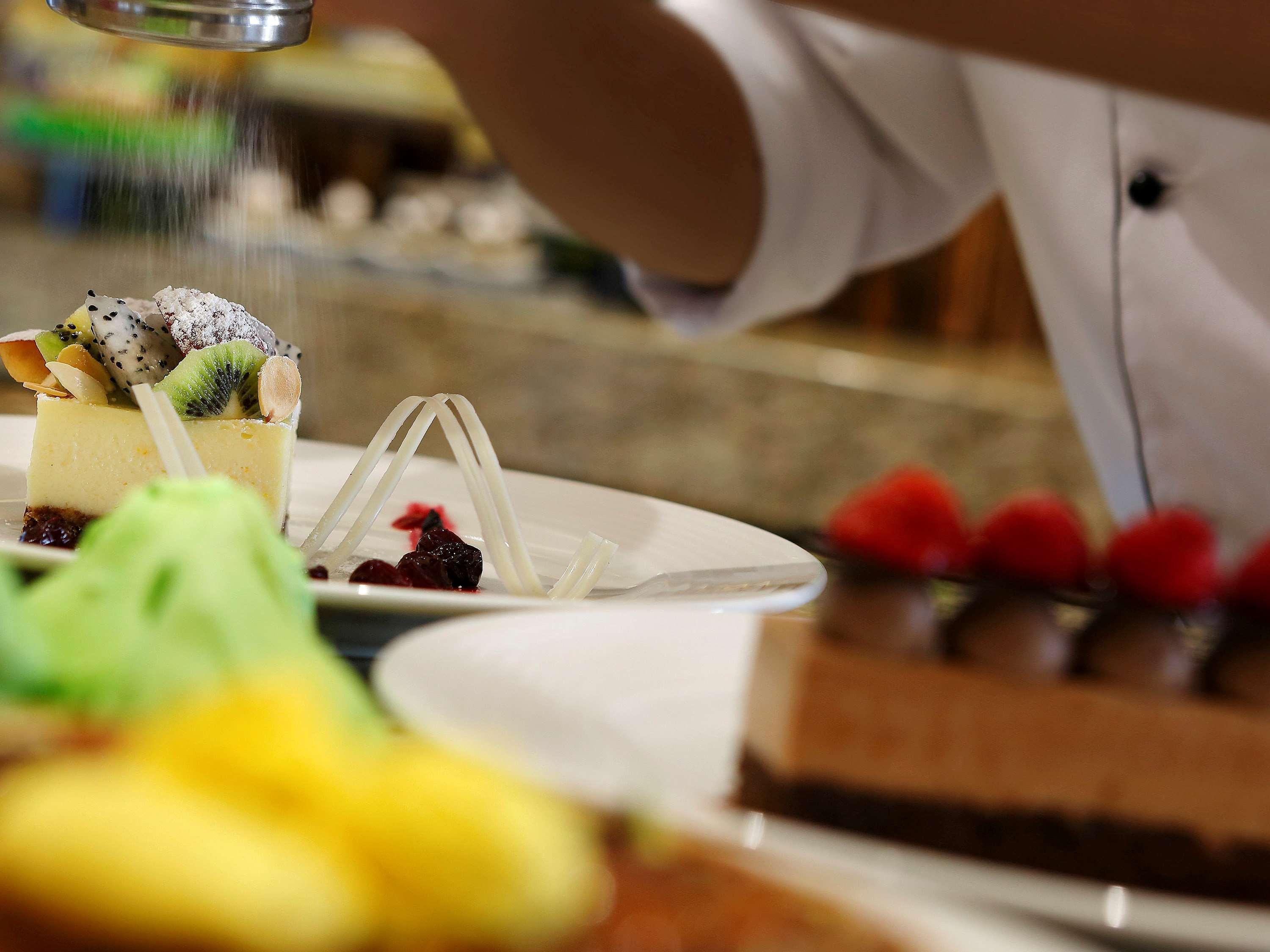 Novotel Lucknow Gomti Nagar Ngoại thất bức ảnh