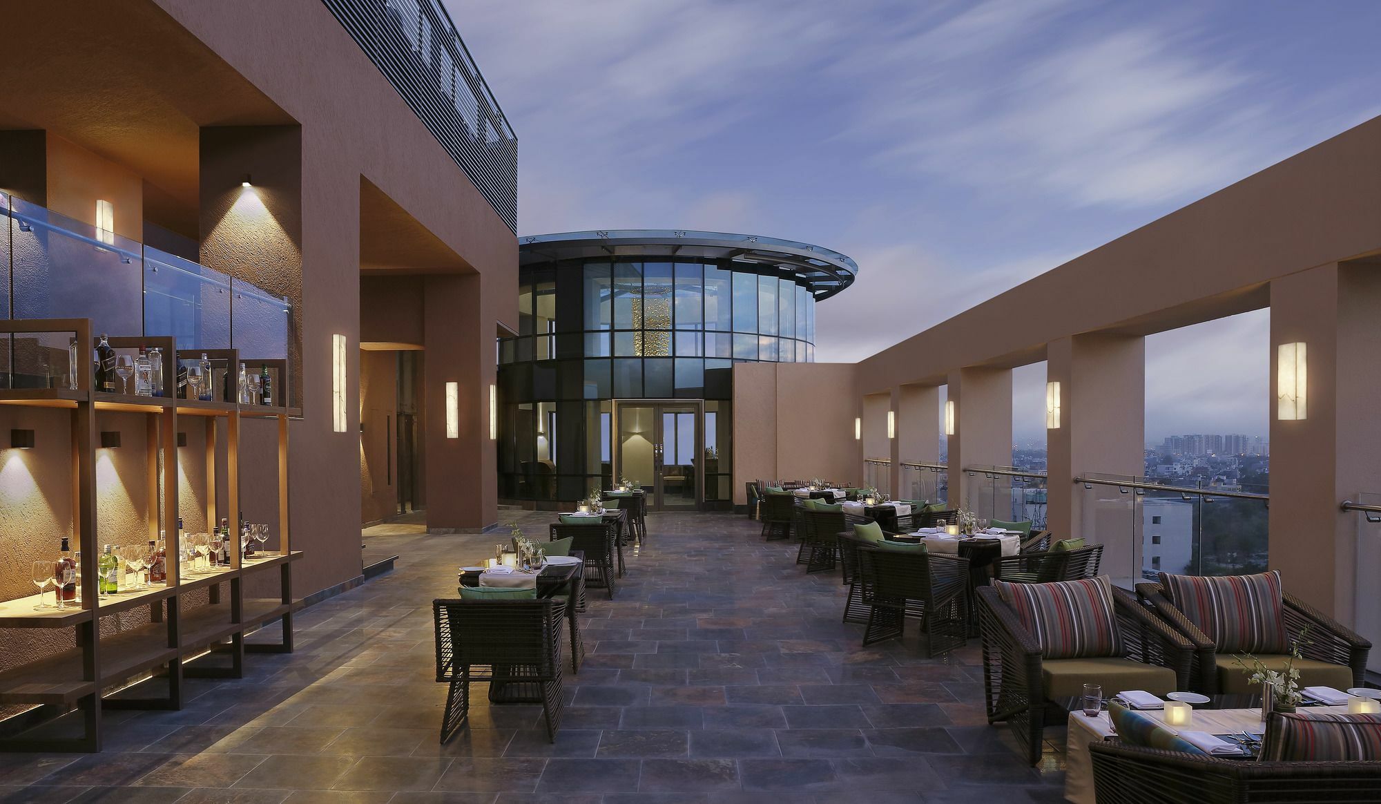 Novotel Lucknow Gomti Nagar Ngoại thất bức ảnh
